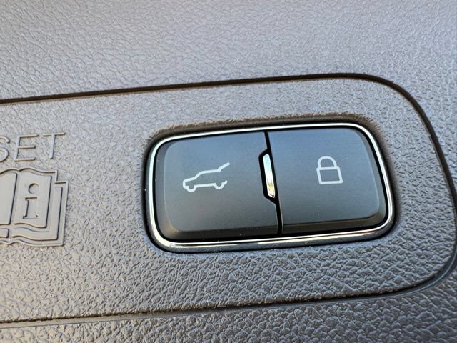 Used 2022 Lincoln Aviator Reserve w/ Elements Package Plus AWD/4WD image 14