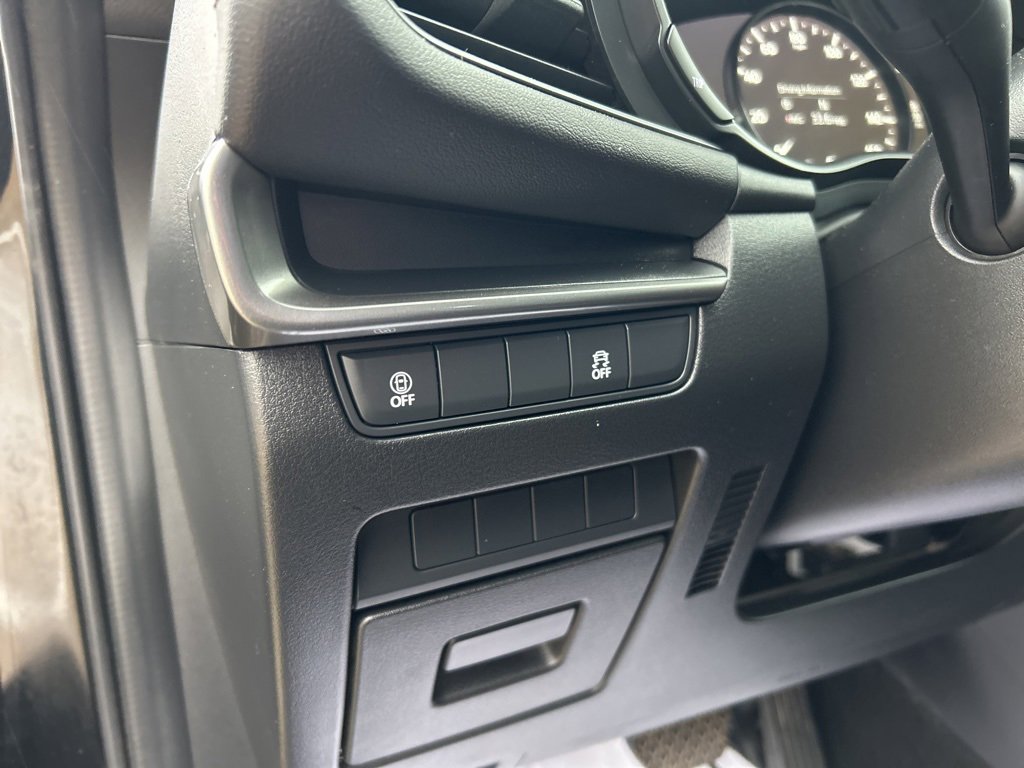 Used 2023 MAZDA MAZDA3 s image 14