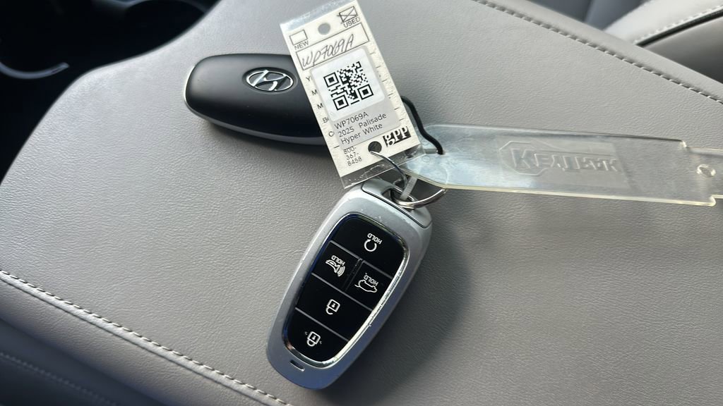 Used 2025 Hyundai Palisade SEL image 28