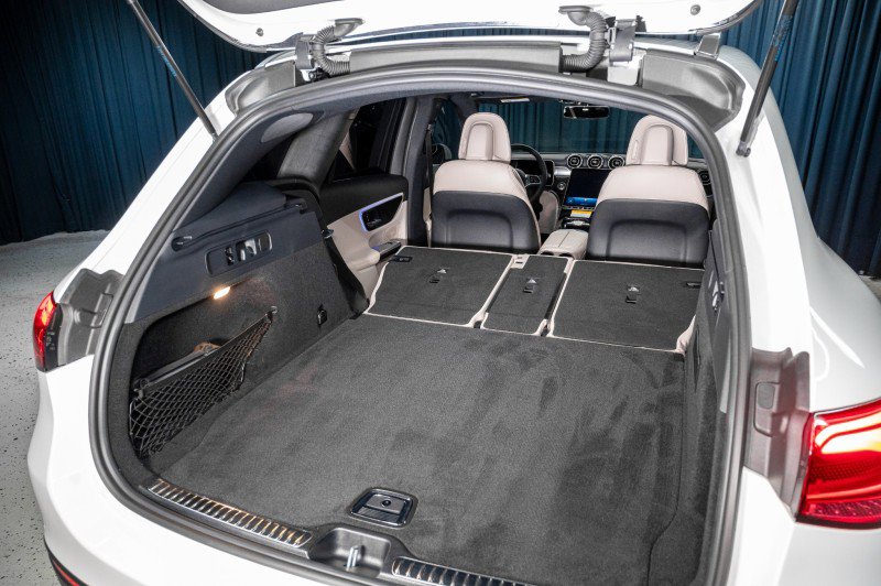 Certified 2026 Mercedes-Benz GLC 300 4MATIC image 7