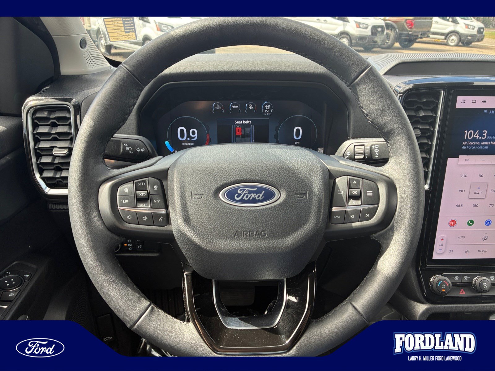 Used 2024 Ford Ranger Lariat w/ FX4 Off-Road Package AWD/4WD image 9