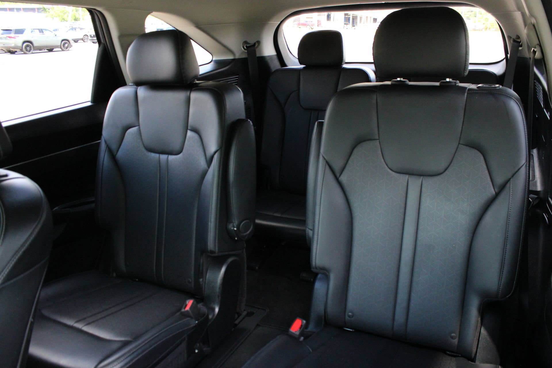 Used 2021 Kia Sorento EX w/ Panoramic Sunroof Package AWD/4WD image 18