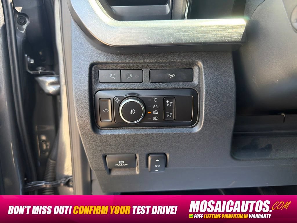 Used 2023 Ford F250 Lariat w/ Sport Appearance Package AWD/4WD image 27