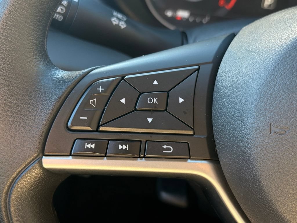 Used 2023 Nissan Versa SV FWD image 26