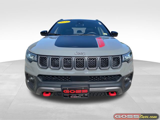 Certified 2024 Jeep Compass Trailhawk AWD/4WD image 2