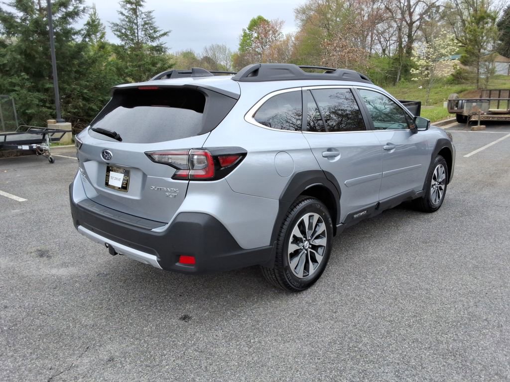 Used 2024 Subaru Outback Limited XT image 5