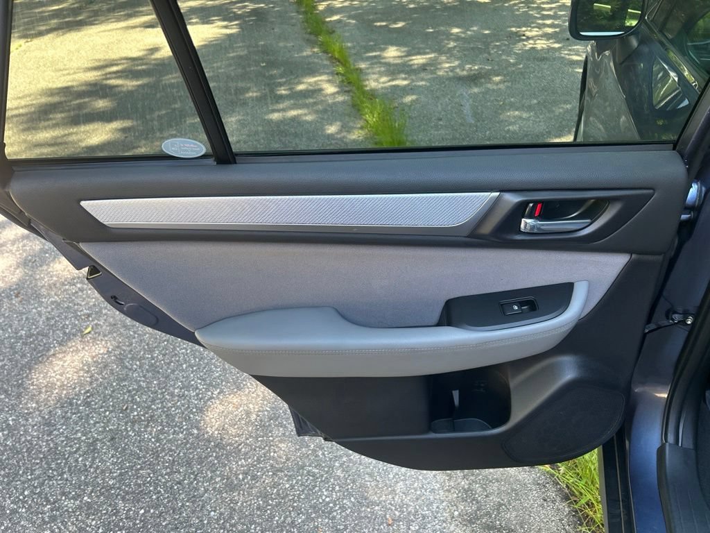 Used 2018 Subaru Outback 2.5i Premium AWD/4WD image 24