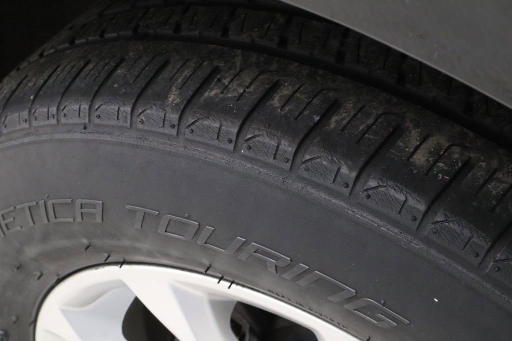 Used 2020 Chevrolet Equinox LS image 20