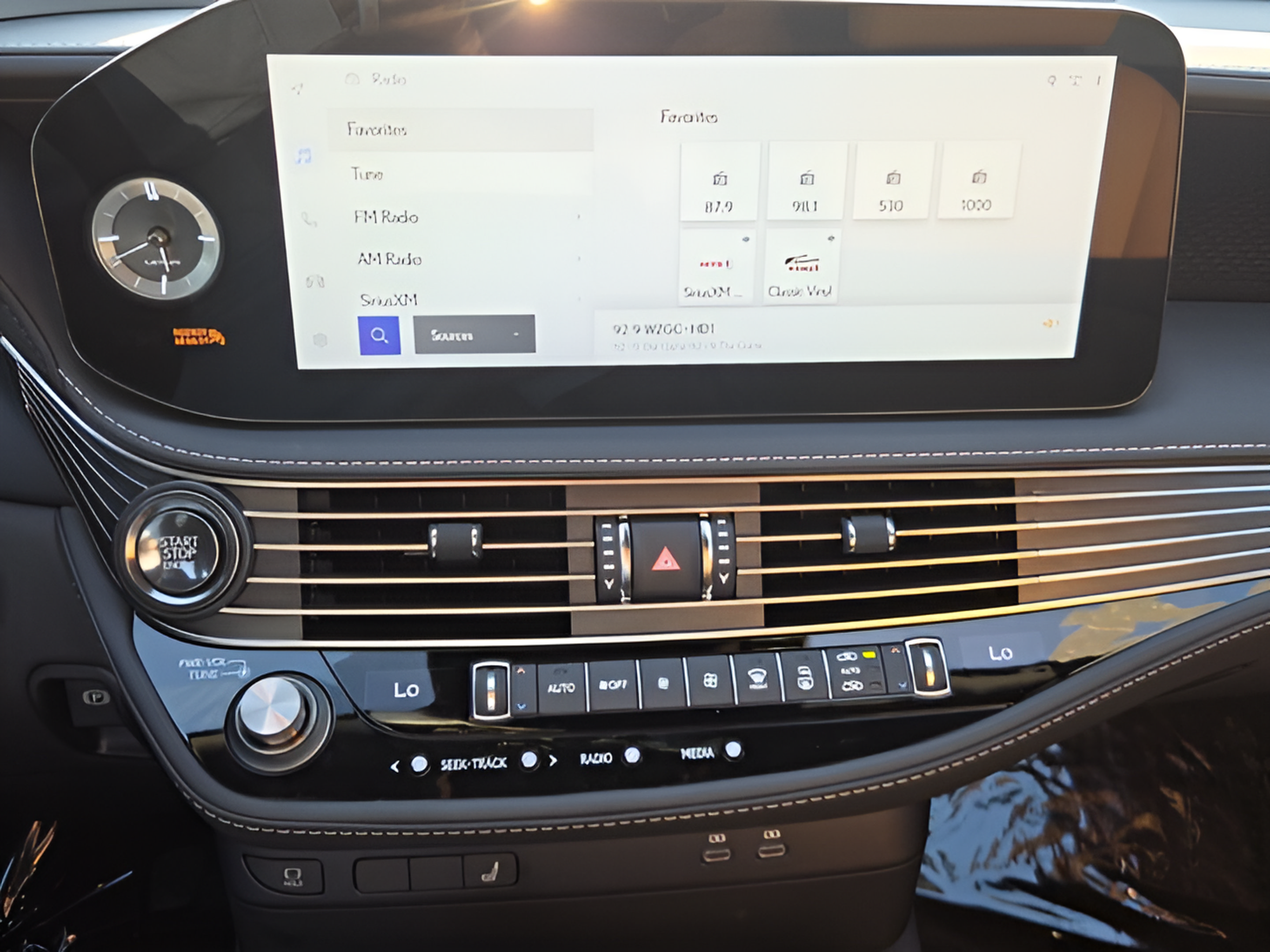 Certified 2024 Lexus LS 500 RWD image 17