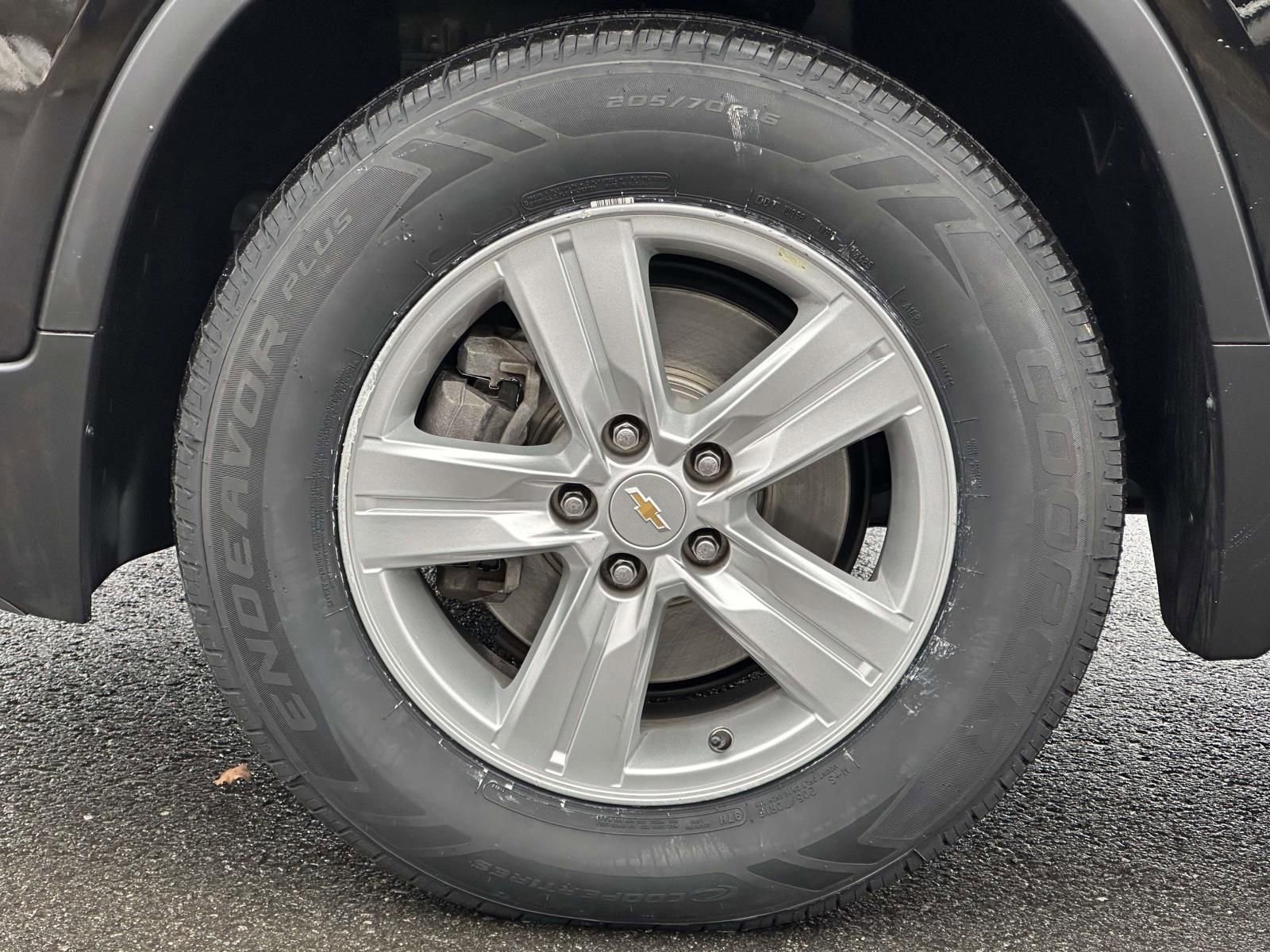 Certified 2022 Chevrolet Trax LT w/ LT Convenience Package image 7