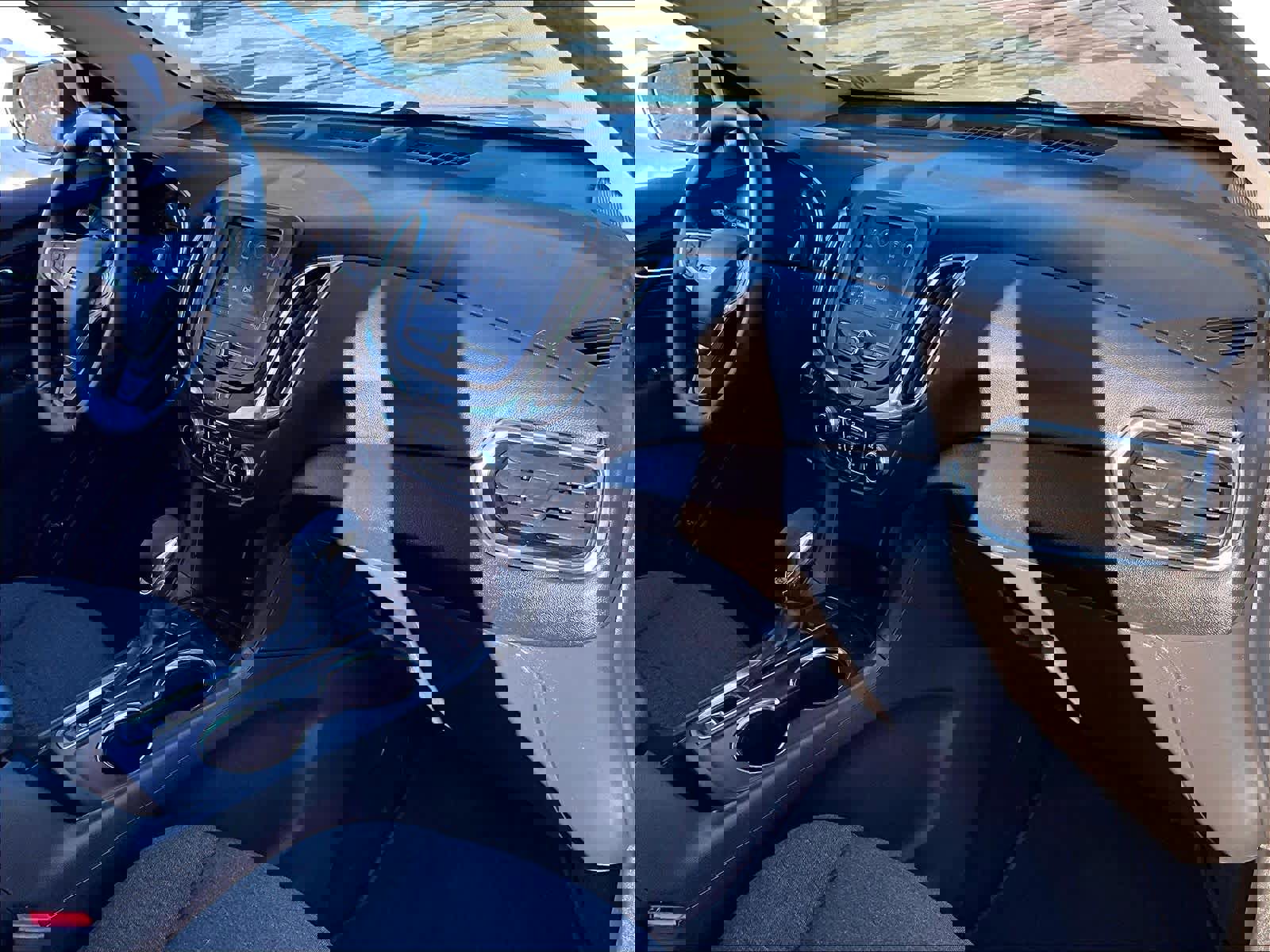 Used 2023 Chevrolet Equinox LT image 14