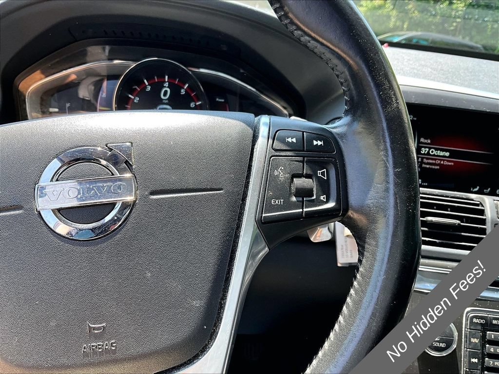Used 2015 Volvo XC60 T6 w/ Proximity Package AWD/4WD image 17