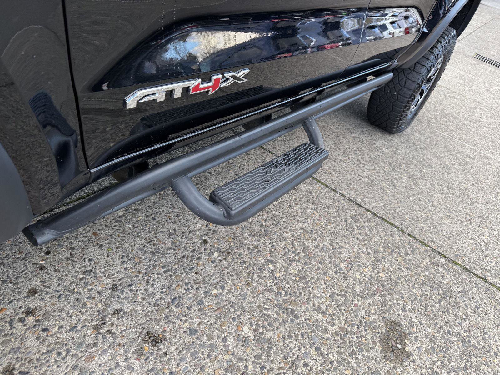 Used 2023 GMC Canyon AT4X w/ Edition 1 image 10