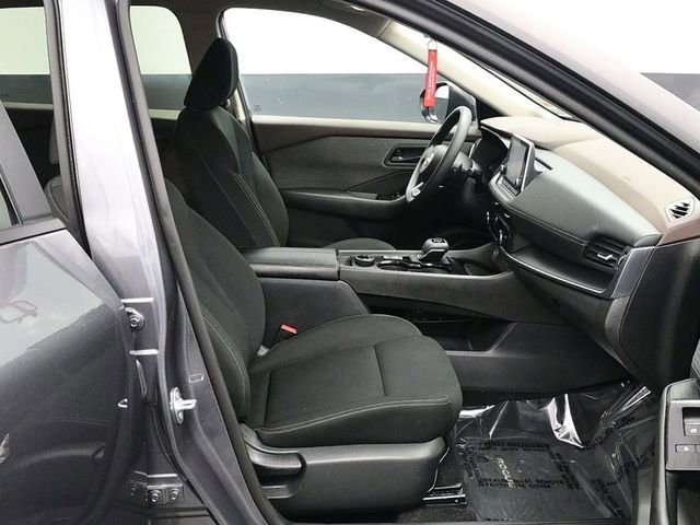 Used 2023 Nissan Rogue S image 12