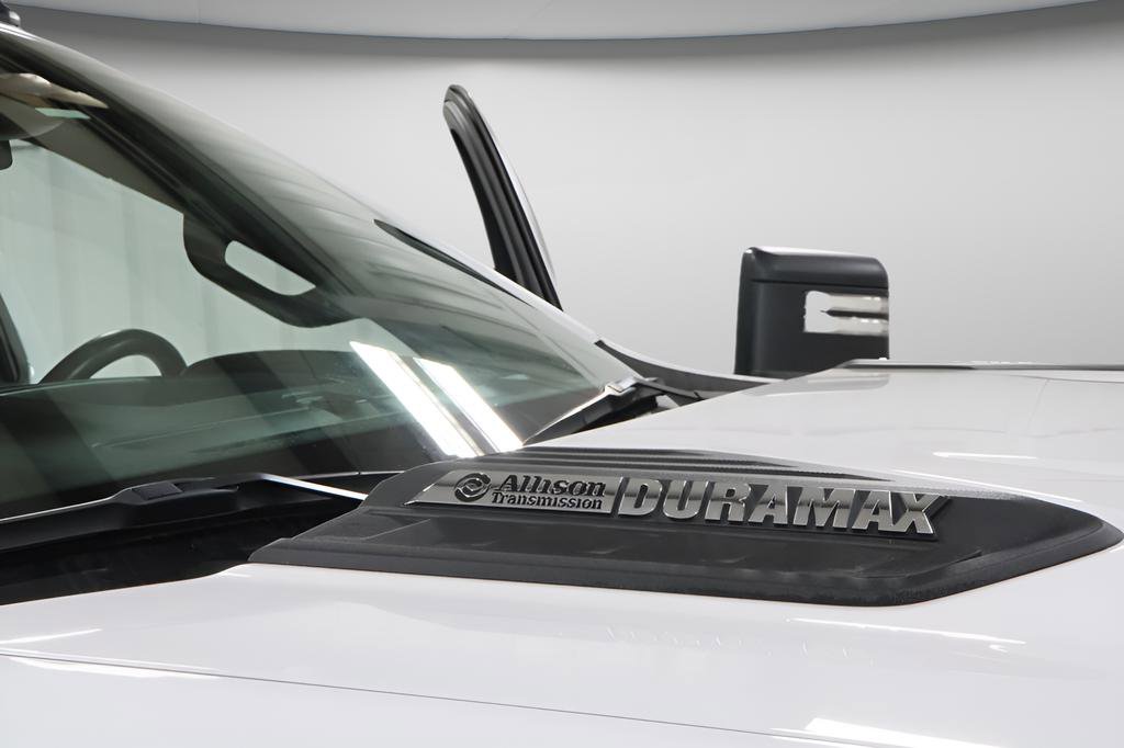 Used 2025 Chevrolet Silverado 3500 W/T AWD/4WD image 27