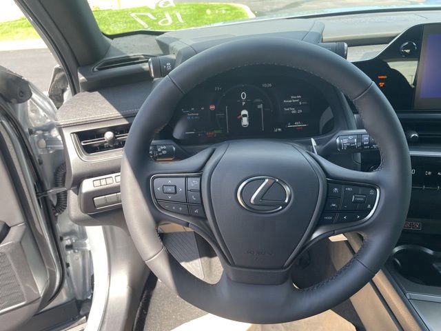 New 2026 Lexus UX 300h AWD image 23