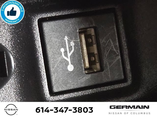 Used 2023 Toyota RAV4 LE AWD/4WD image 32