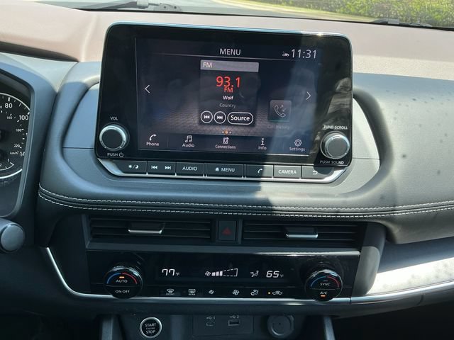 Used 2023 Nissan Rogue SV AWD/4WD image 22