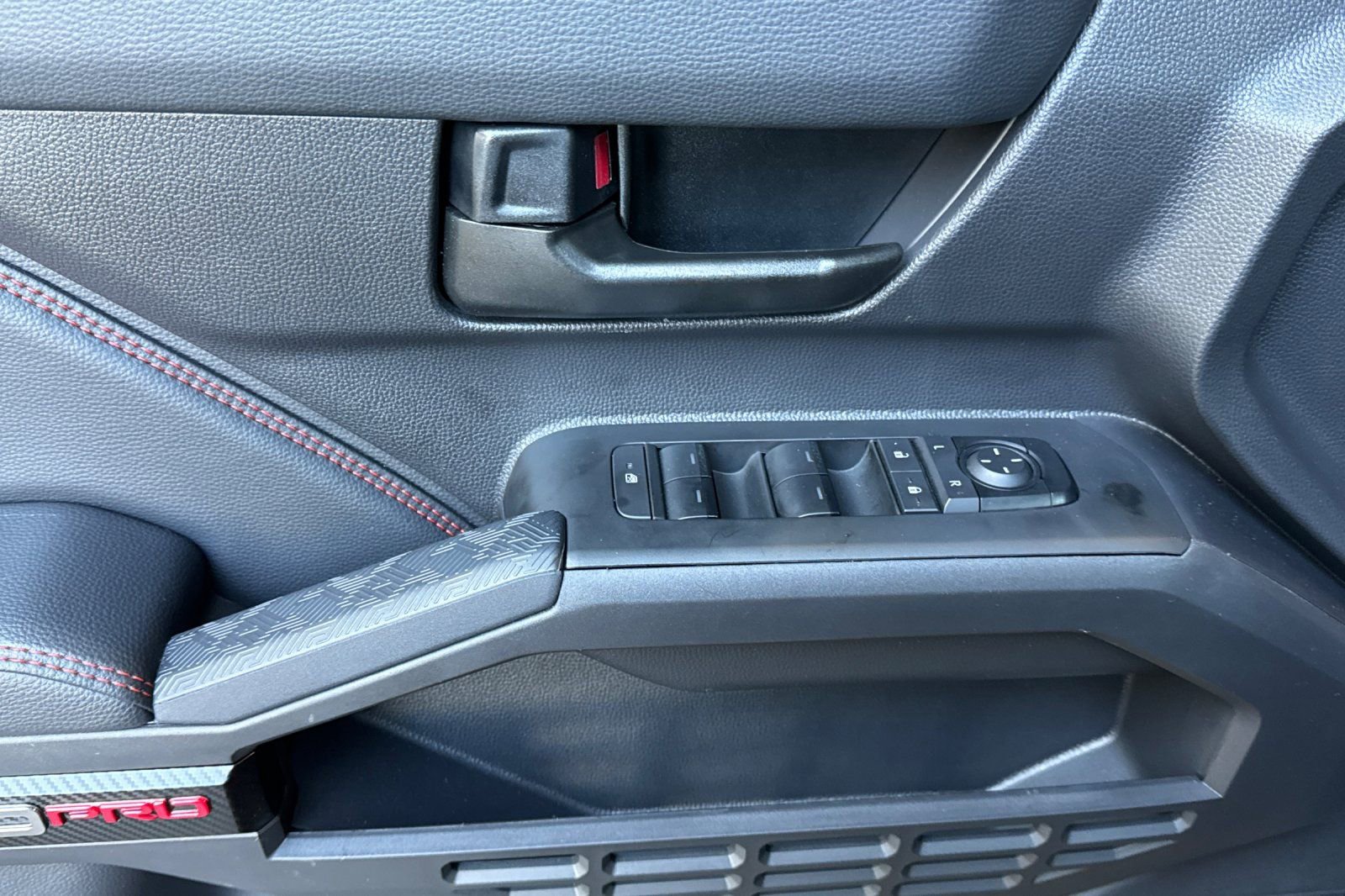 Certified 2025 Toyota Tacoma TRD Pro image 14