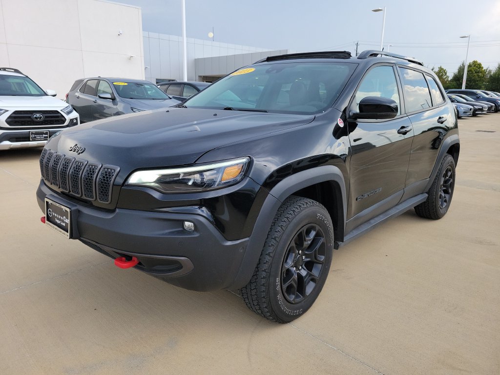 Used 2023 Jeep Cherokee Trailhawk w/ Sun & Sound Group AWD/4WD image 34