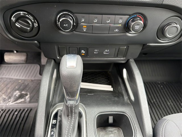 Used 2022 Nissan Frontier SV w/ Technology Package image 19