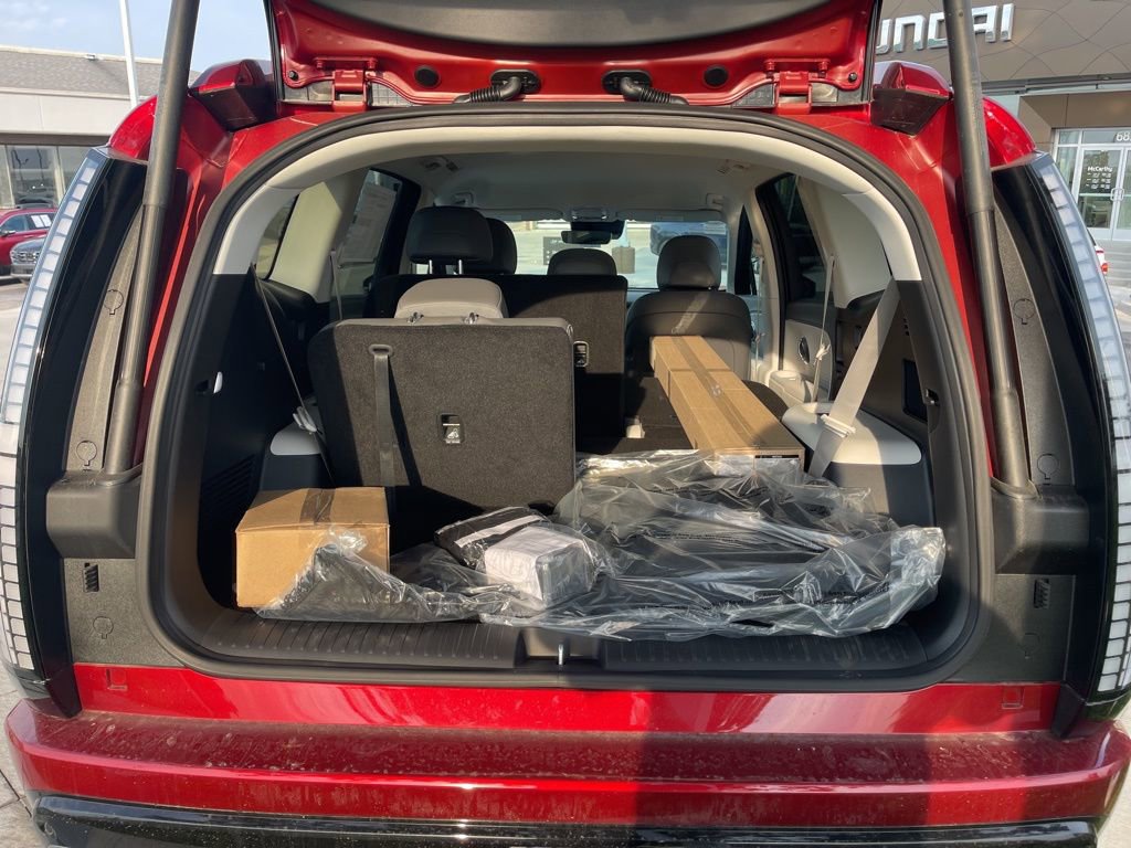 New 2026 Hyundai Ioniq 9 SEL w/ Tow & Go Package image 11