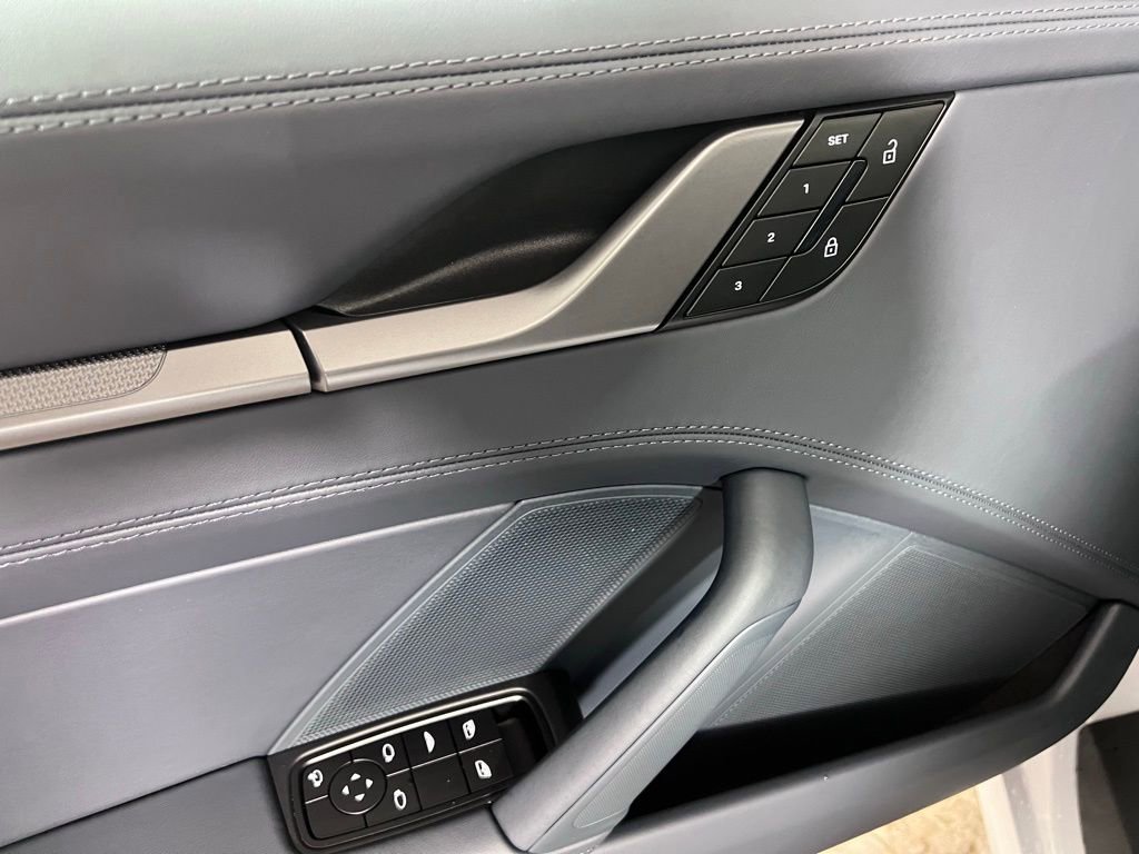 Certified 2026 Porsche 911 Carrera image 31