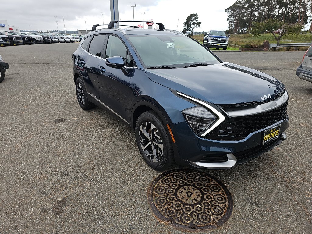 New 2025 Kia Sportage EX image 8