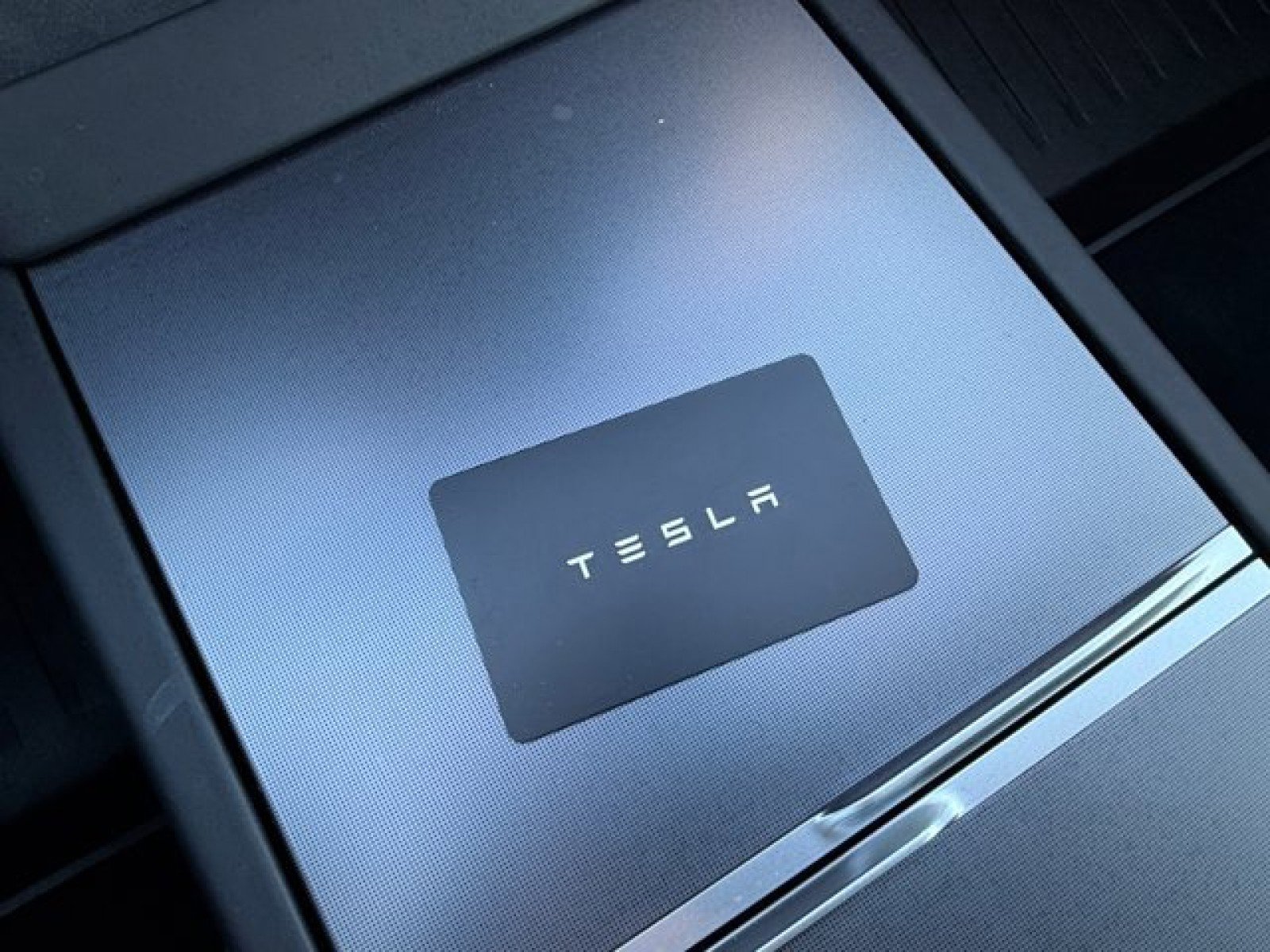 Used 2024 Tesla Model 3 Standard Range image 23