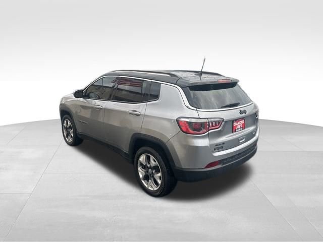 Used 2018 Jeep Compass Limited AWD/4WD image 12
