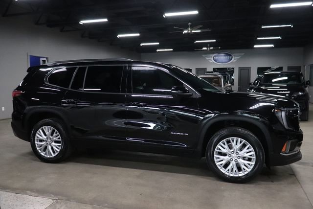 Used 2026 GMC Acadia Elevation w/ Elevation Premium Package FWD image 6