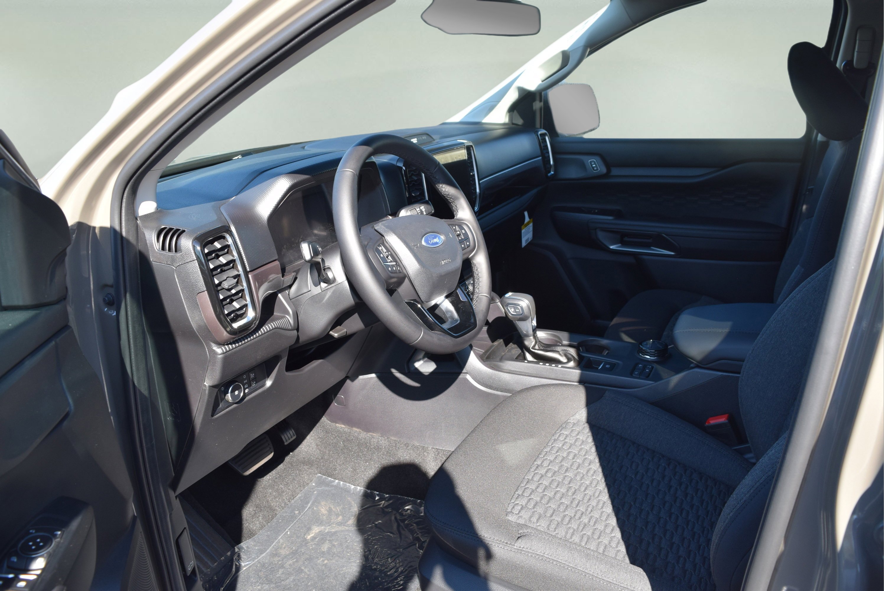 Used 2025 Ford Ranger XLT w/ Equipment Group 301A High image 6