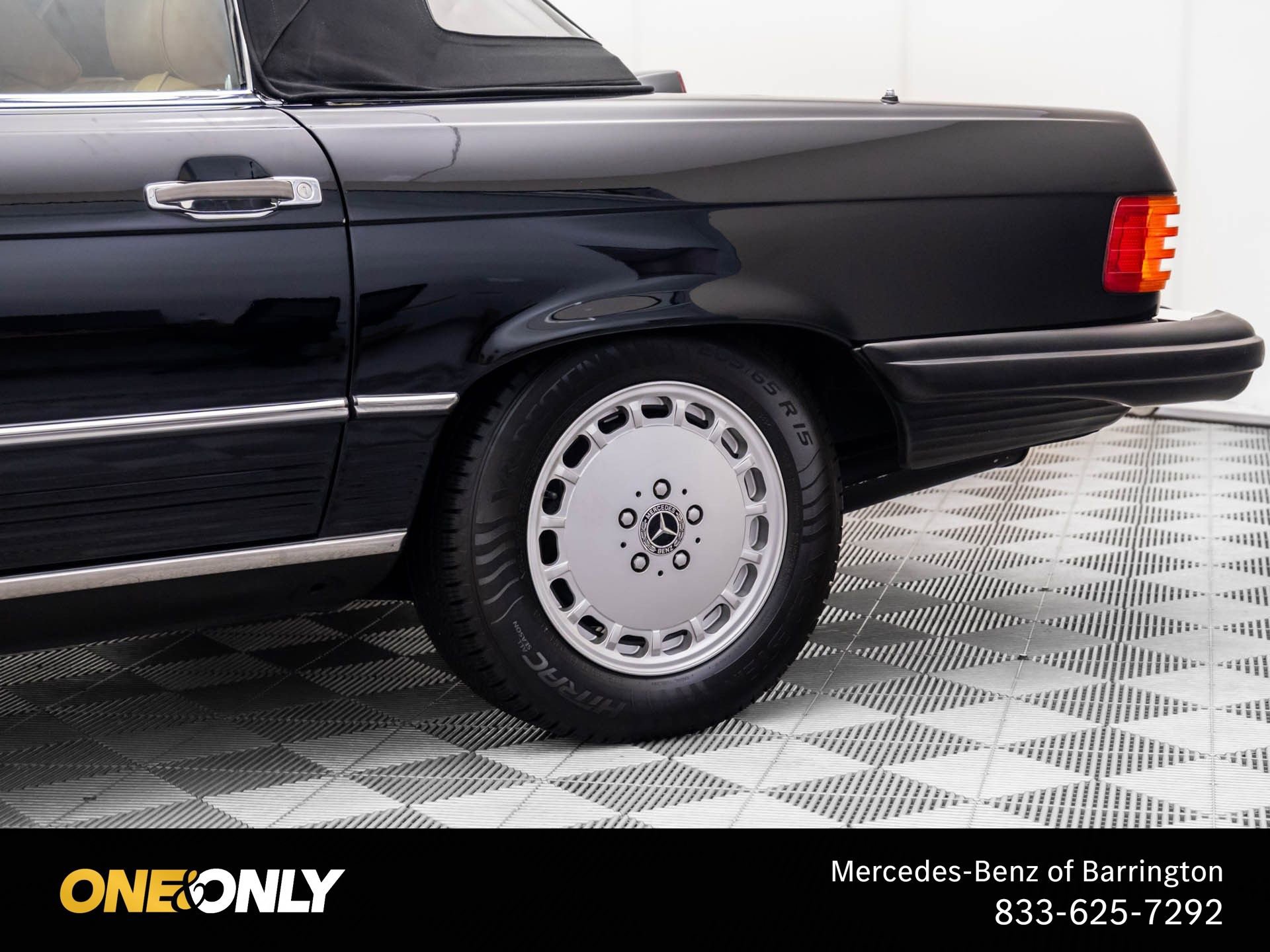 Used 1987 Mercedes-Benz 560 SL image 33