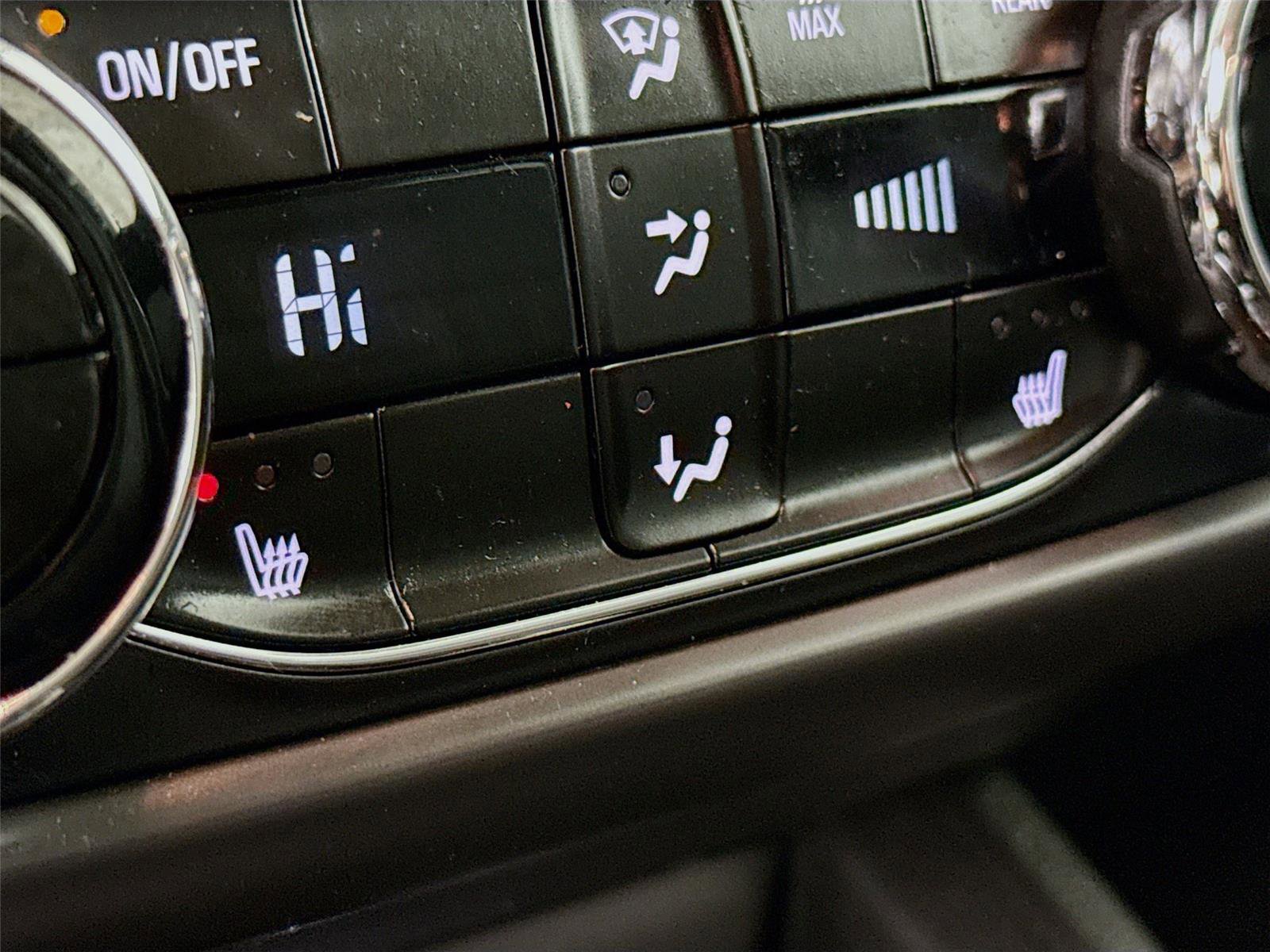 Used 2023 Chevrolet TrailBlazer LT w/ Convenience Package image 19