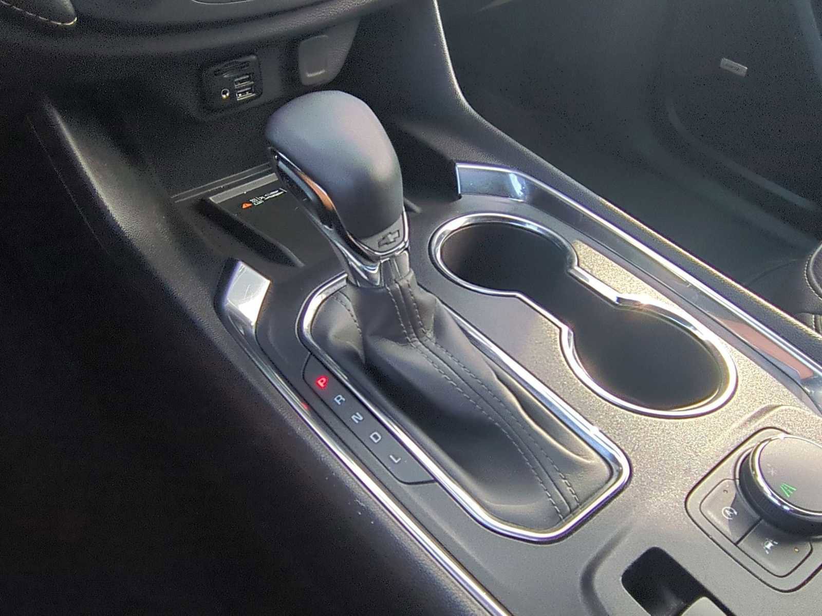 Used 2023 Chevrolet Traverse Premier image 16