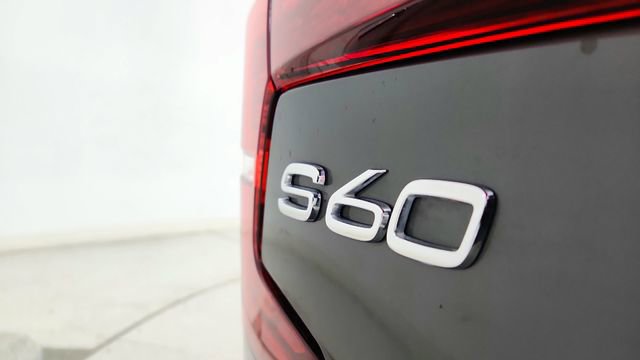 Used 2024 Volvo S60 B5 Plus w/ Climate Package image 18