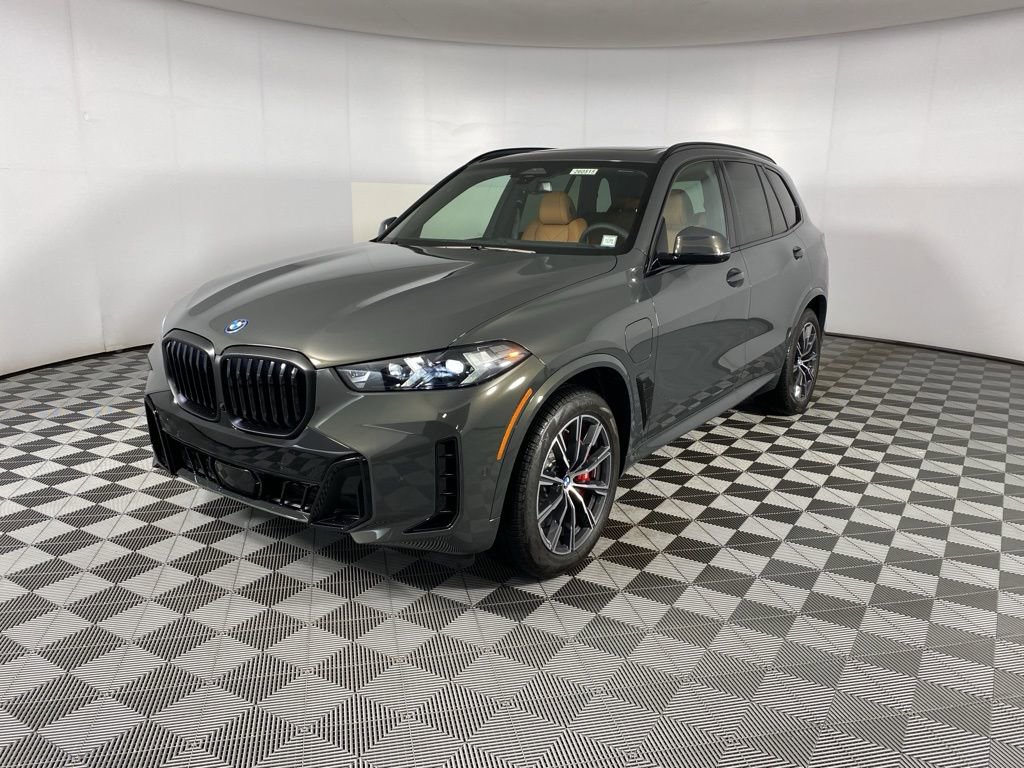New 2026 BMW X5 xDrive50e image 6