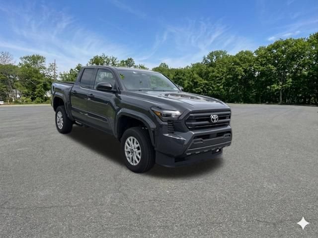 Used 2025 Toyota Tacoma SR w/ SR Upgrade Package AWD/4WD image 4