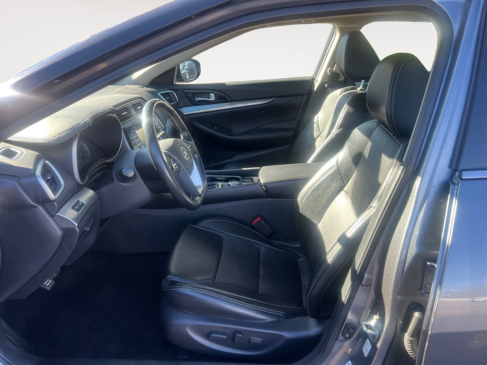 Used 2022 Nissan Maxima SV w/ Floor Mat Group image 9