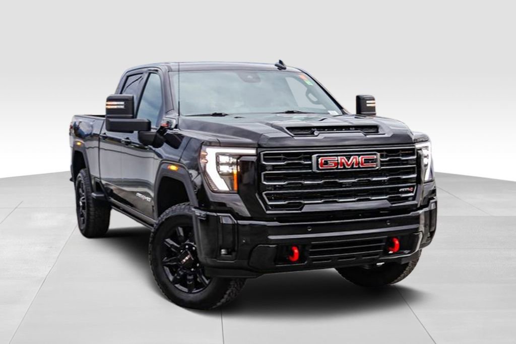 Used 2025 GMC Sierra 2500 AT4 image 2