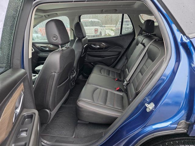 Used 2023 GMC Terrain Denali w/ Denali Premium Package image 18