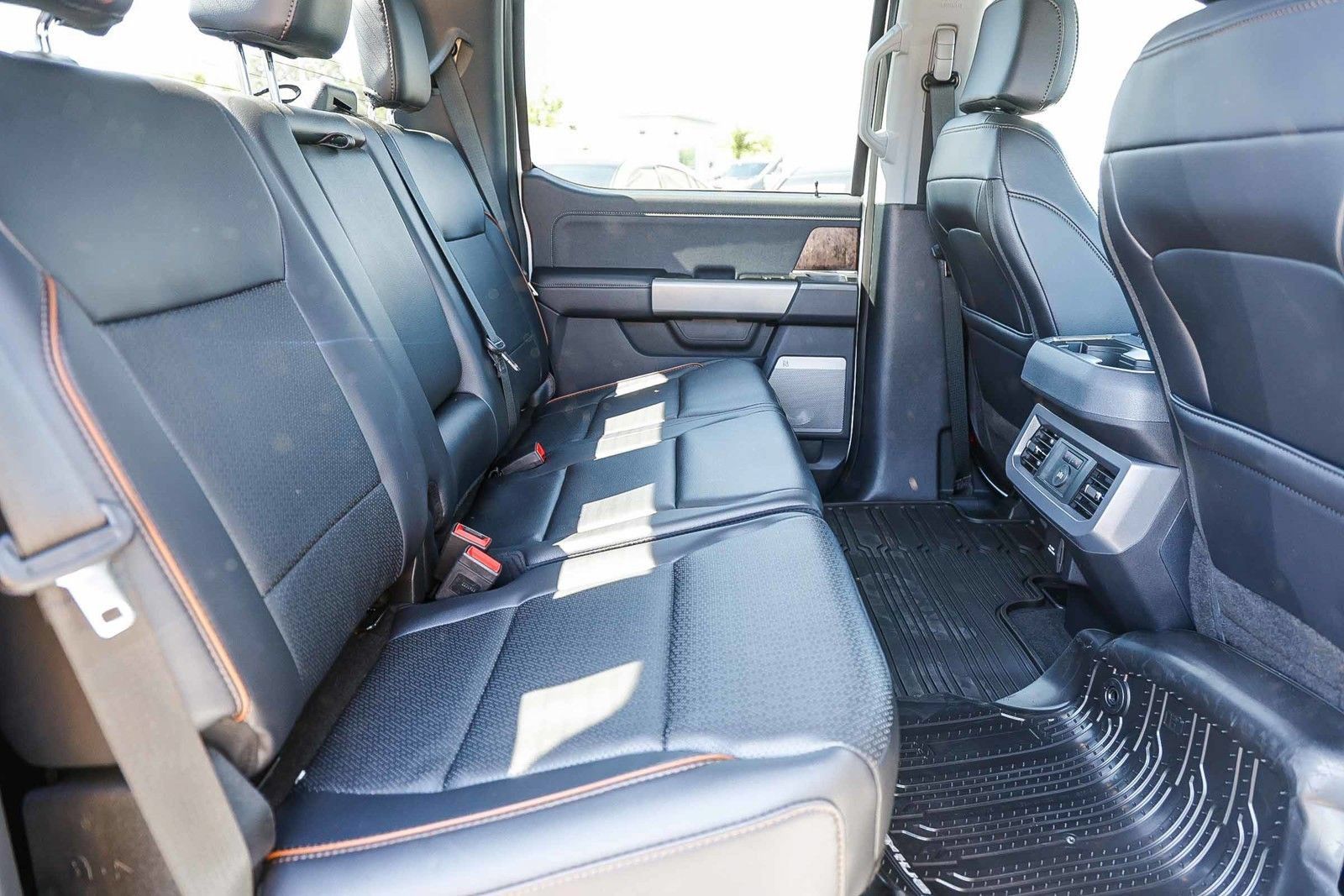 Used 2025 Ford F350 Lariat w/ Black Appearance Package AWD/4WD image 17