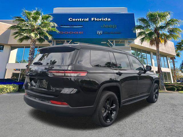 Certified 2025 Jeep Grand Cherokee L Limited w/ Luxury Tech Group II AWD/4WD image 5