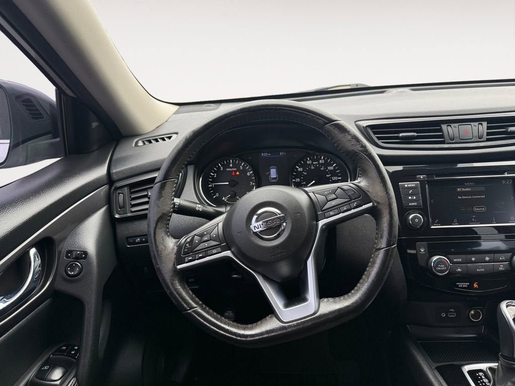 Used 2020 Nissan Rogue SV AWD/4WD image 12