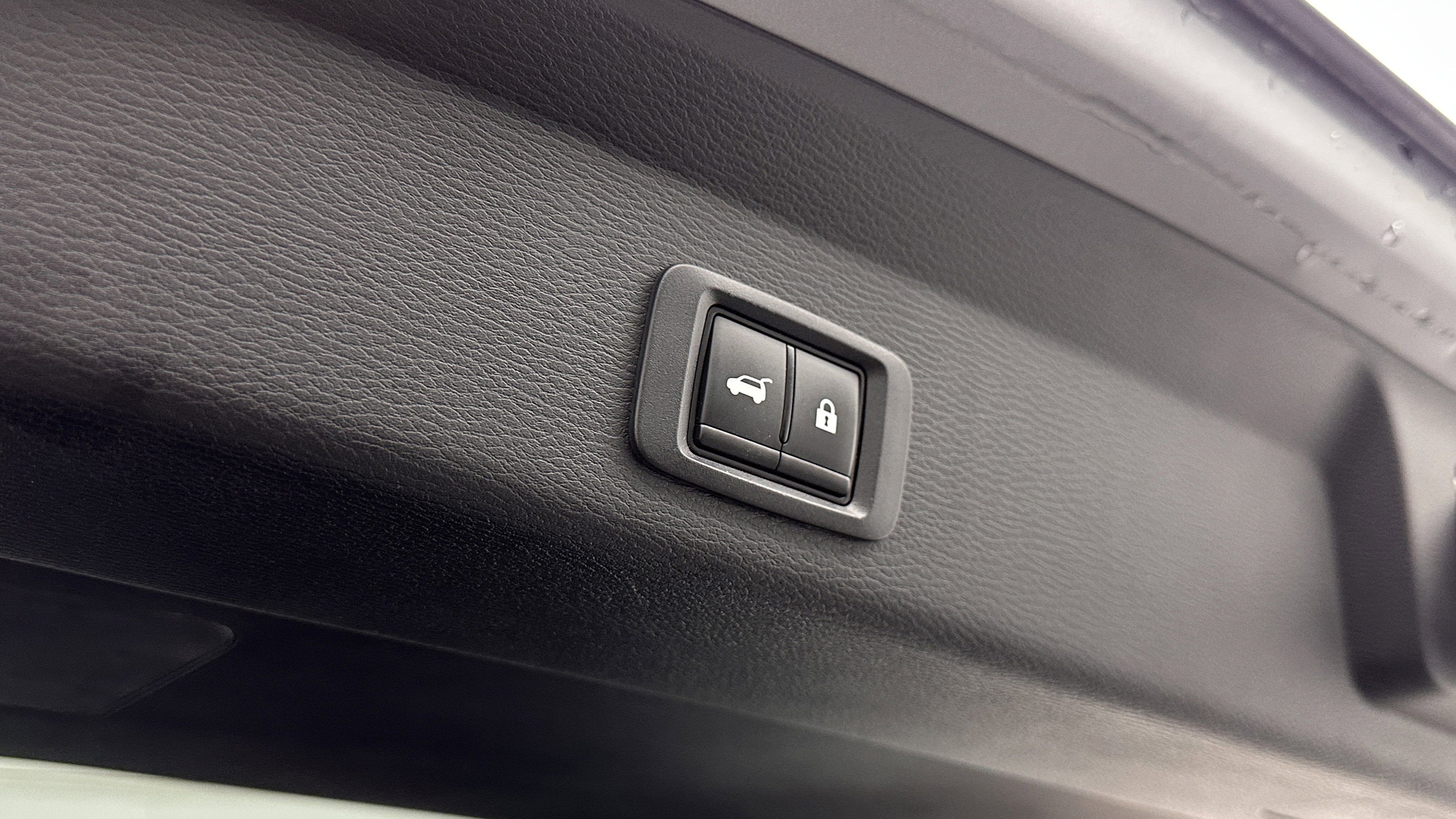 Used 2024 Mitsubishi Outlander SEL FWD image 31