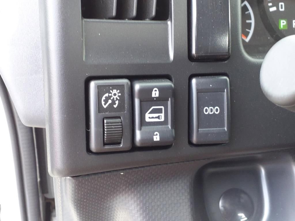 New 2025 Chevrolet Low Cab Forward 5500XG RWD image 10