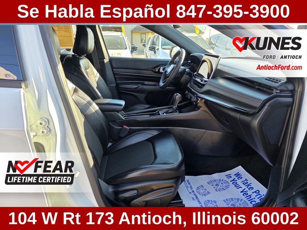 Used 2025 Jeep Compass Trailhawk AWD/4WD image 37