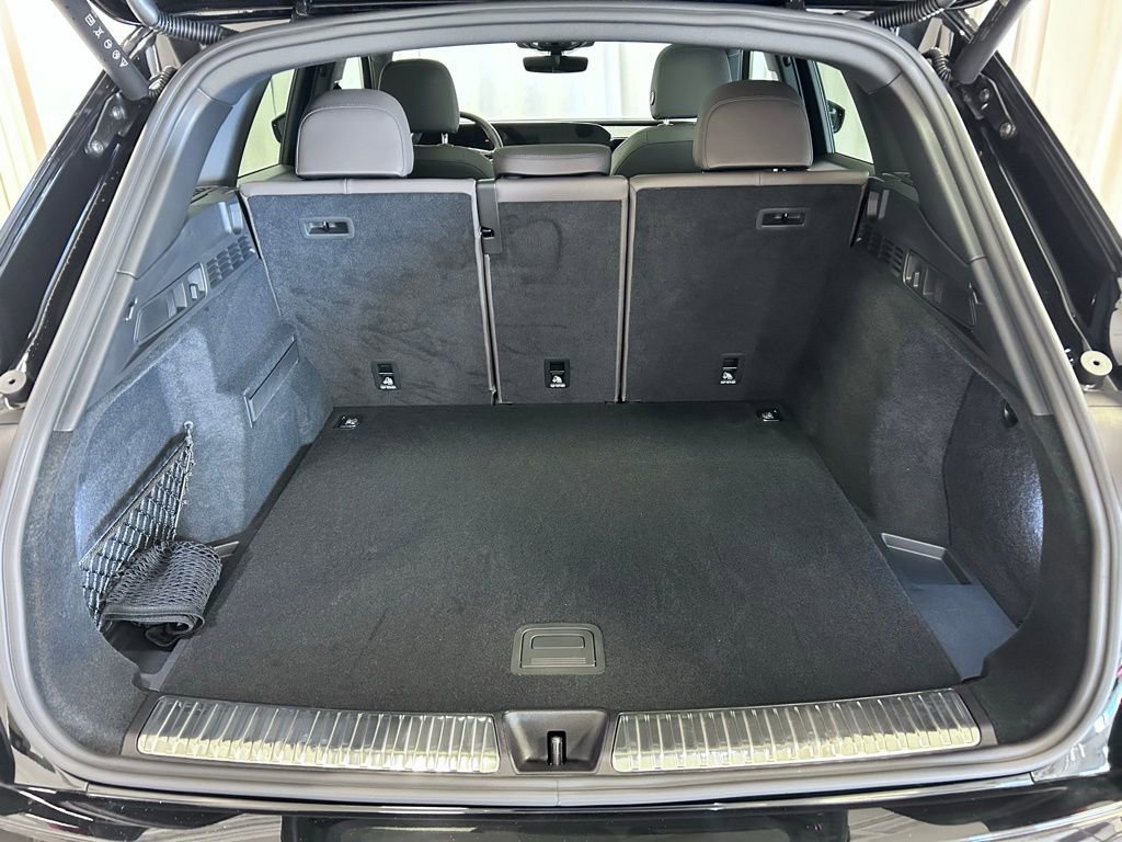 Used 2025 Audi Q5 Premium w/ Convenience Package image 28