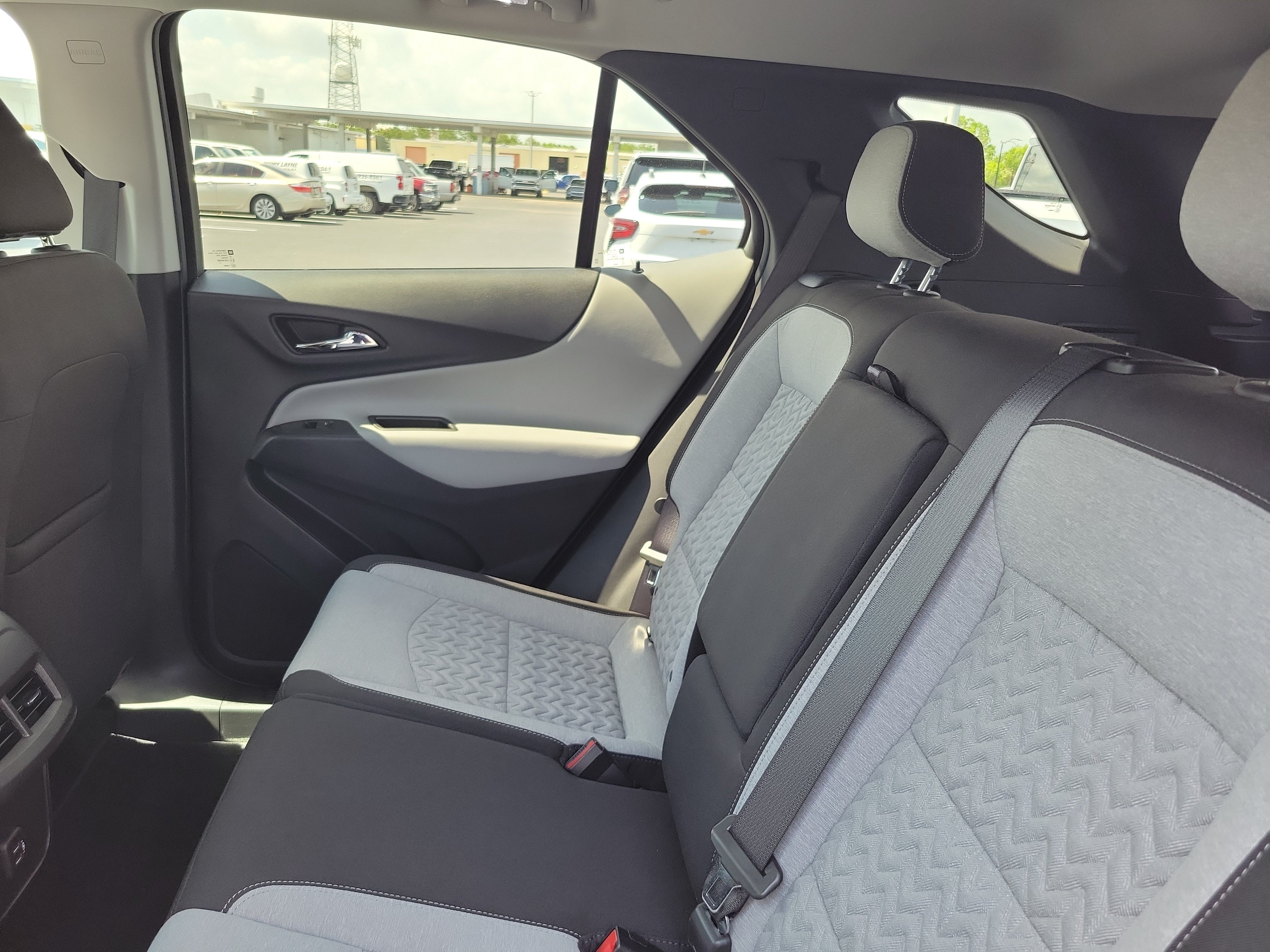 Used 2023 Chevrolet Equinox LT FWD image 10