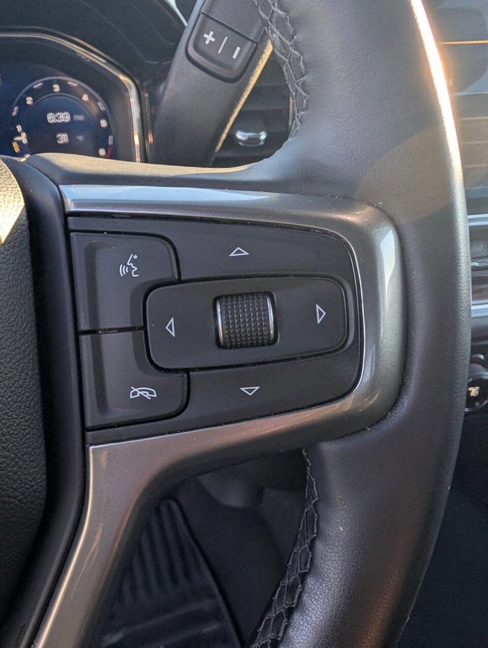Used 2025 Chevrolet Silverado 1500 LT image 21